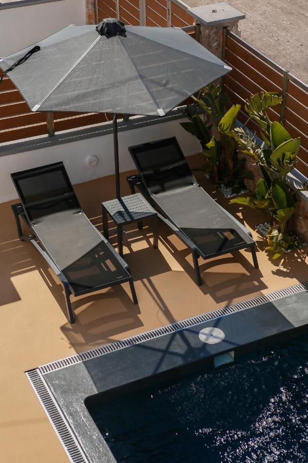 The Z Private Villa, Santorini Monolithos  Luaran gambar